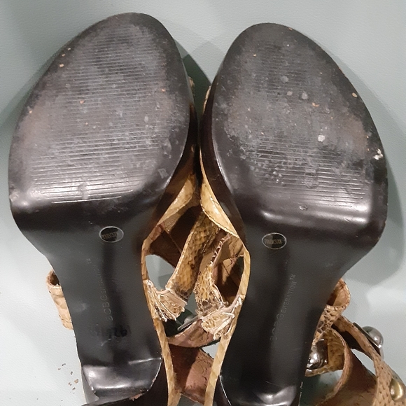 BCB Generation strappy snakeskin sandals size 7.5 - Picture 4 of 11